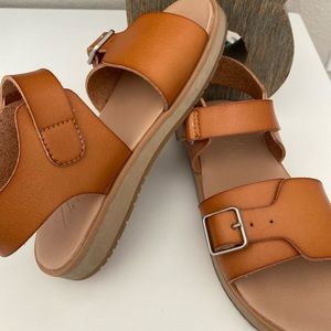 Zara Toddler girl sandals size 11